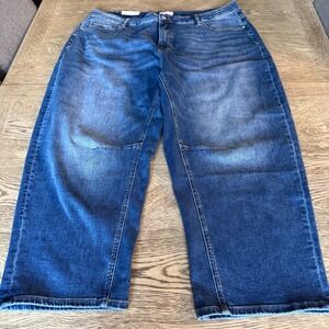 Moco Boutique Barrel Leg Jeans Blue Medium Wash High Rise Plus Size 24W NWT